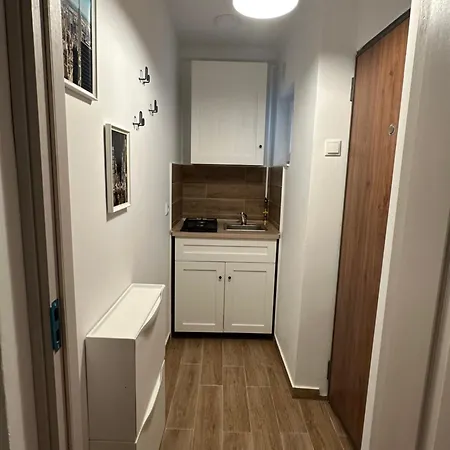Apartman Traveler's Nest - Old Town Hideaway